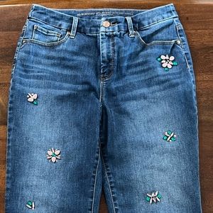 Chico’s Embellished So Slimming Capri Jeans Sz 6 - 0.5